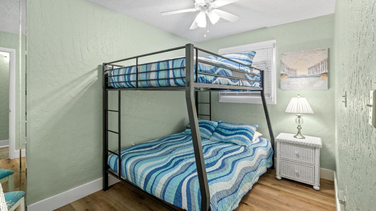 Regency Towers 304 - Gulf Front, Sunset Views, Pool, Hot Tub, Tiki Hut & More! *